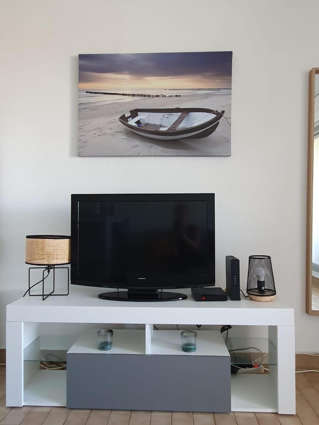Charmant 2 Pieces, Vue Sur Mer - Proche Plage Sete Bagian luar foto